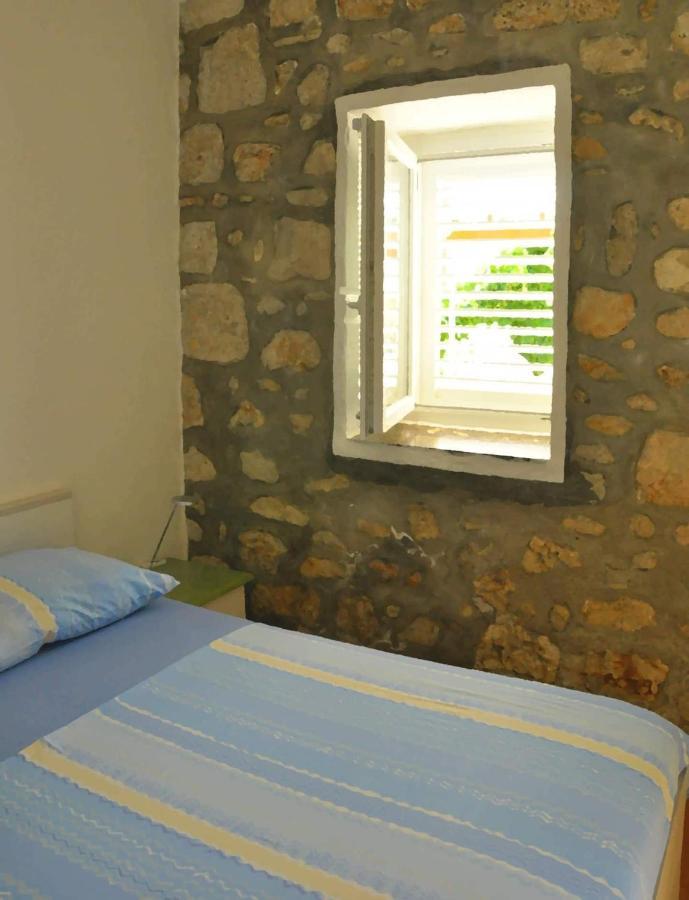 Apartments Adriana Bol Esterno foto